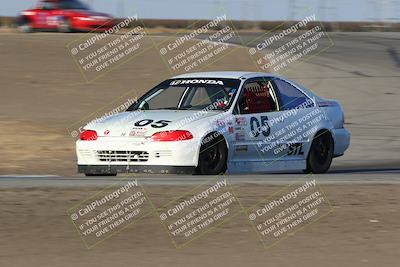 media/Nov-16-2024-CalClub SCCA (Sat) [[641f3b2761]]/Group 4/Race (Outside Grapevine)/